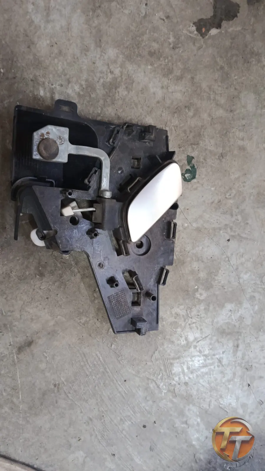 Citroen c. Beş kapı açma kolu.
