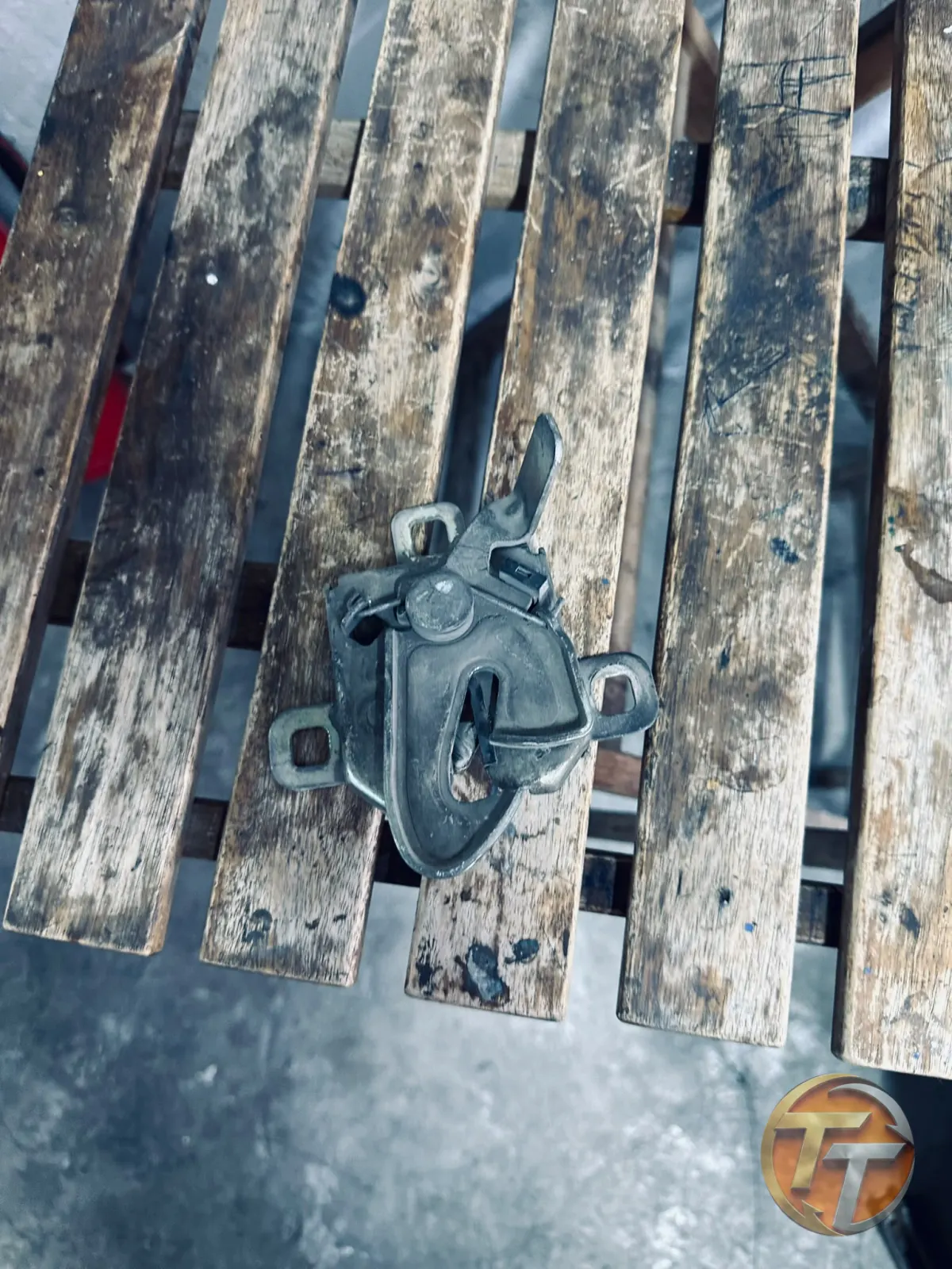 kaput kilidi Fiat Doblo2