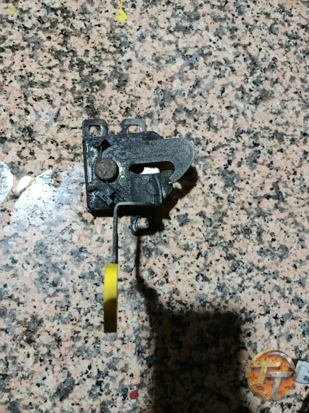 Doblo 4 kaput kilidi