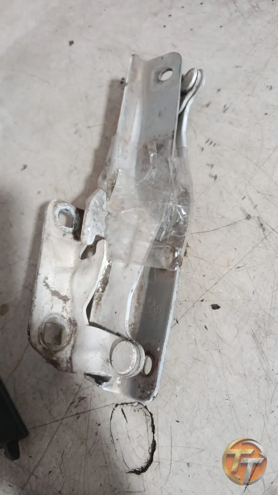 Fiat linea kaput menteşesi takım