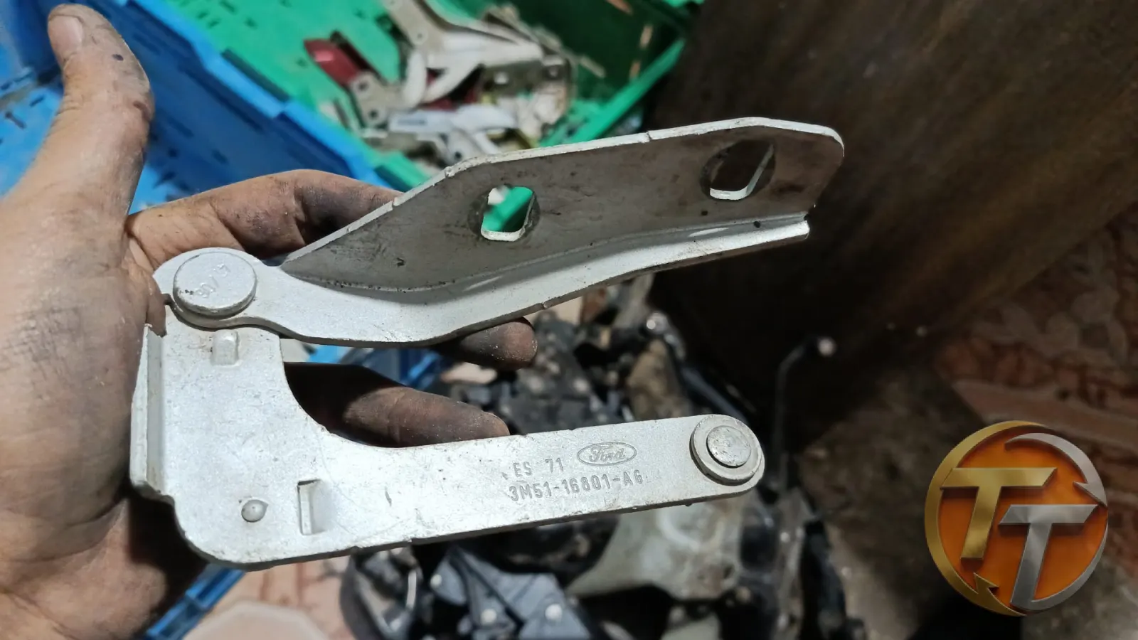 Ford c Max kaput menteşesi