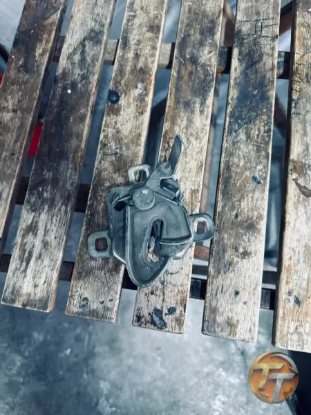 kaput kilidi Fiat Doblo2