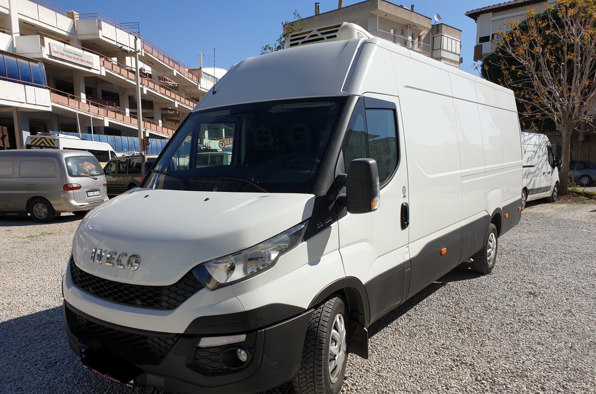 Kayra İveco Daily Frigofrik 16 m3 Panvelvan Kiralık Kamyonet
