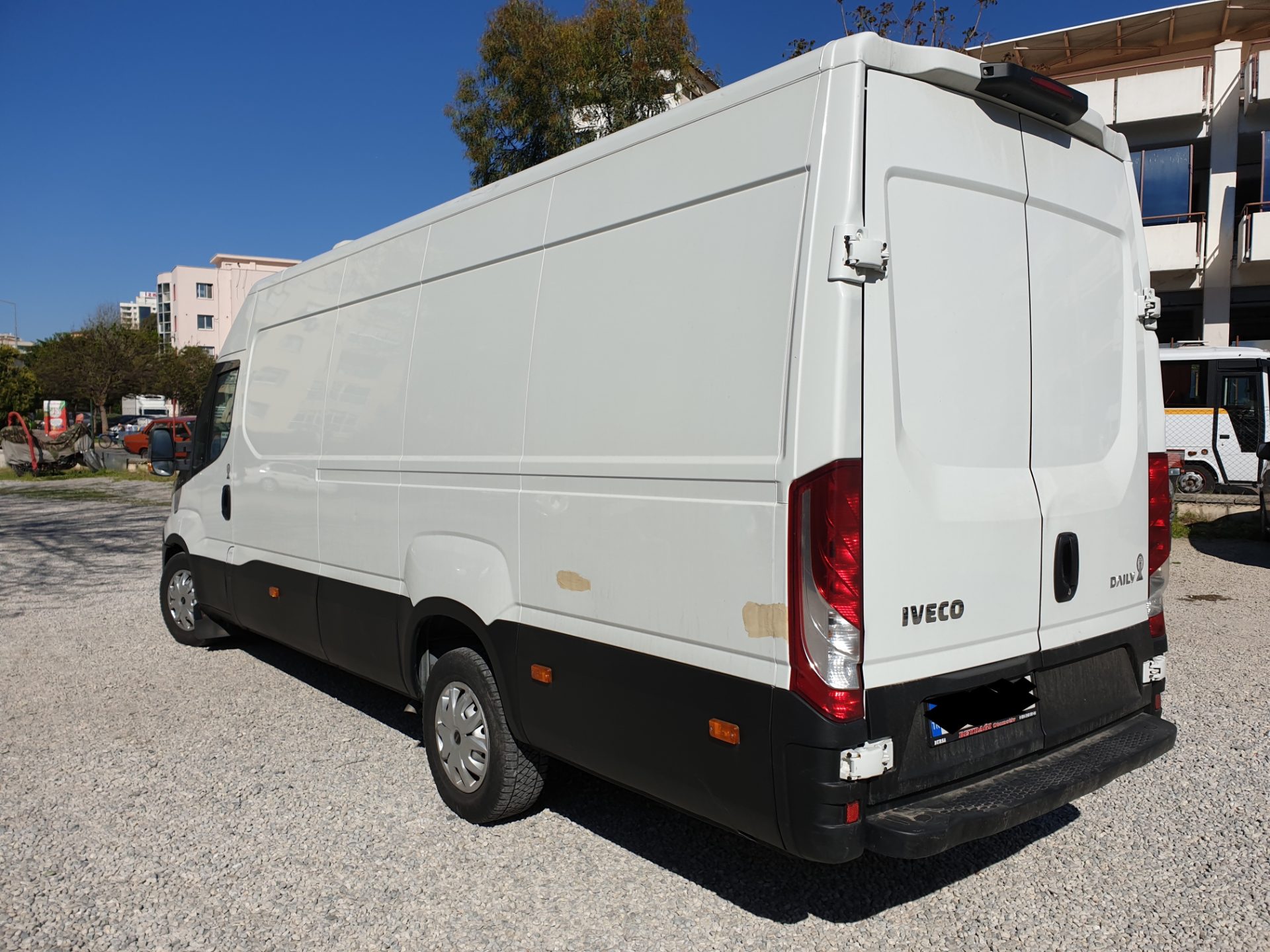 Kayra İveco Daily Frigofrik 16 m3 Panvelvan Kiralık Kamyonet