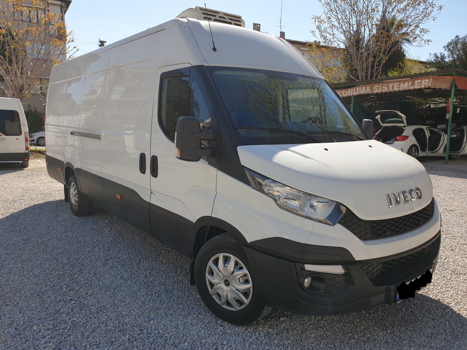 Kayra İveco Daily Frigofrik 16 m3 Panvelvan Kiralık Kamyonet
