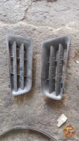 Renault megan 2 ön tampon ızgarası