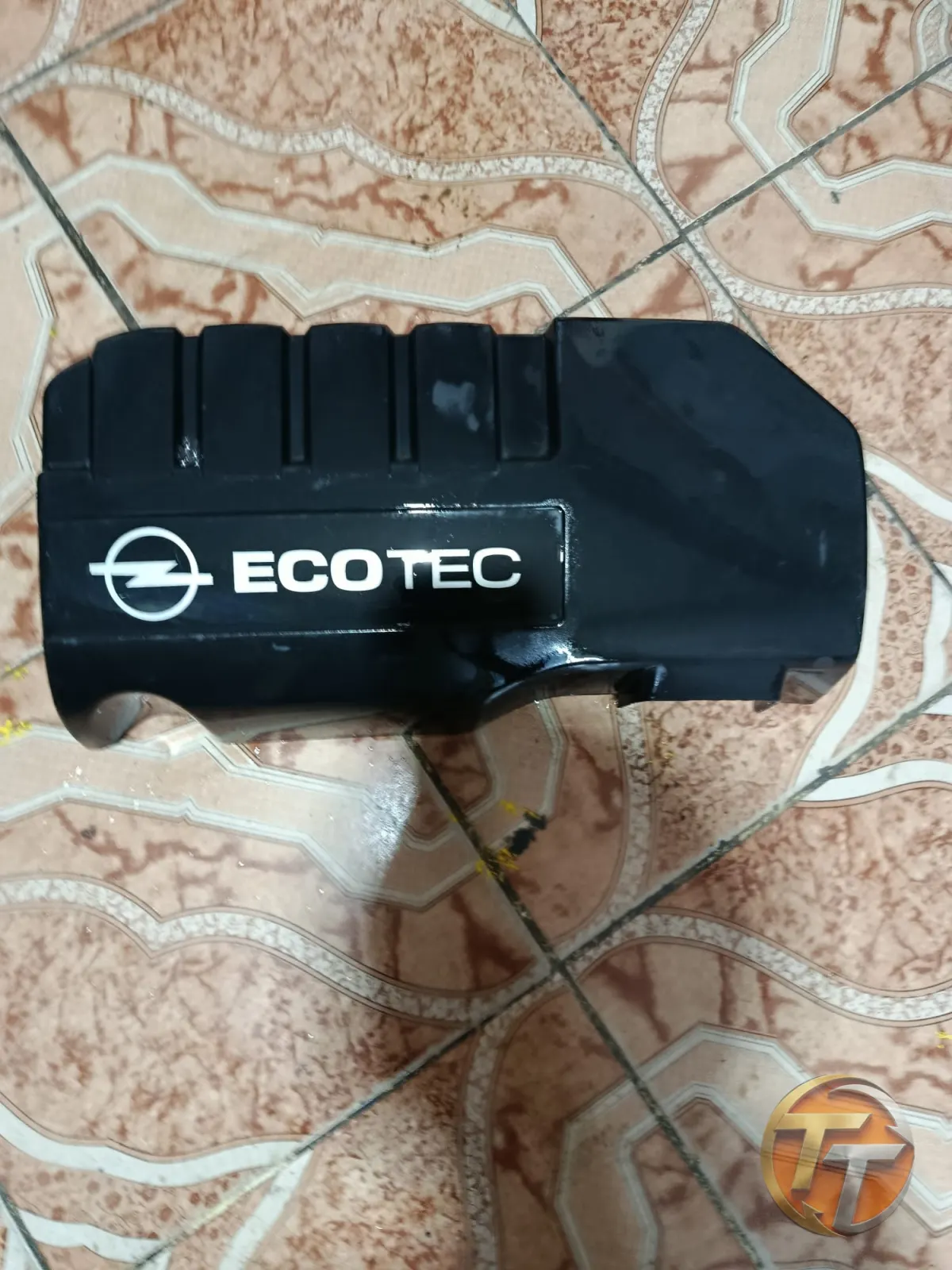 Opel Corsa c motor üst koruma kapağı