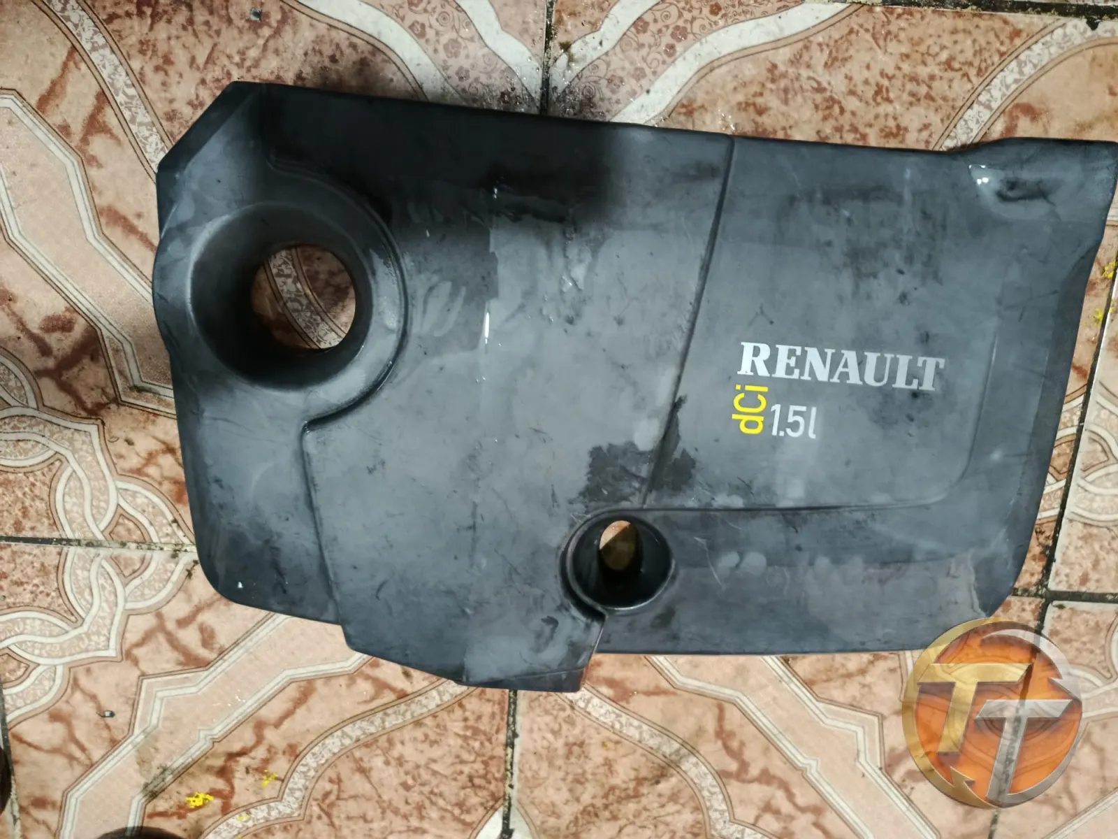 Renault symbol 1.5 motor üst koruma kapağı