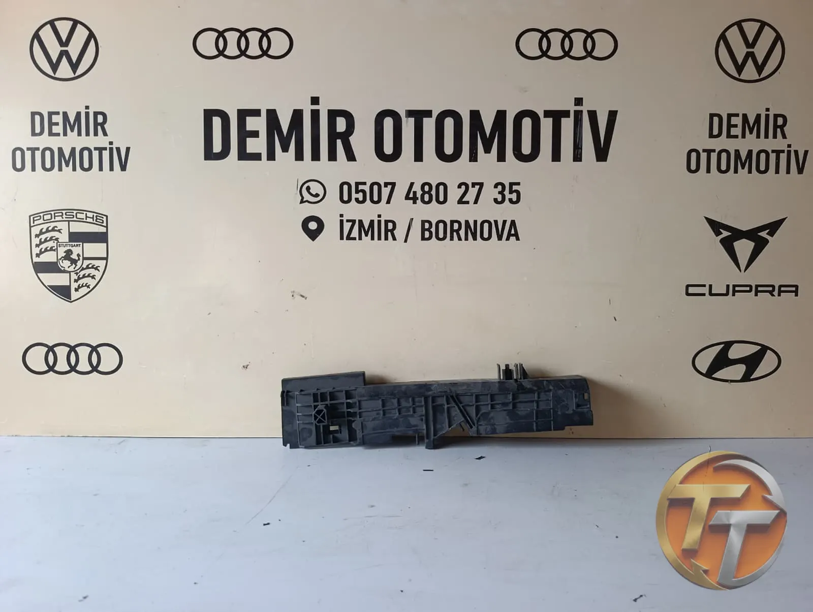 BMW F20 F30 F32 RADYATÖR BAĞLANTI AYAĞI BRAKETİ SIFIR ORJİNAL 17117600536