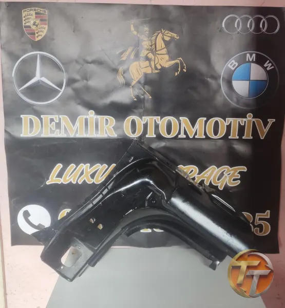 CLİO 4 HATCHBACK SAĞ ÖN MARŞPİYEL SACI 764604943R