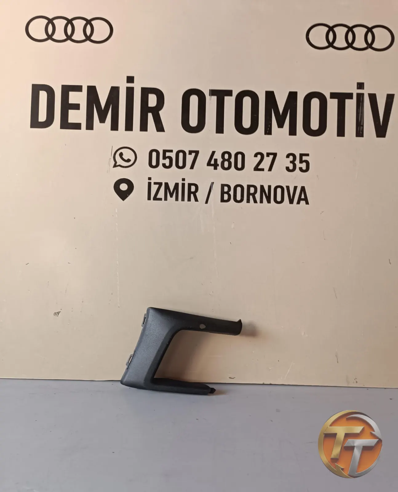 FORD FOCUS 4 SAĞ SİS FARI ÇERÇEVESİ SIFIR ORJİNAL JX7B-15A298A1B