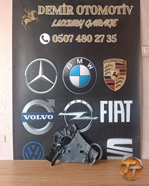 MEGANE 4 FAZ 2 2021 2023 SAĞ ÖN TAMPON BRAKETİ 960161714R
