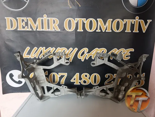 MERCEDES C180 C200 W205 SAĞ SOL FAR YUVA SACI A2056221600 A2056221700