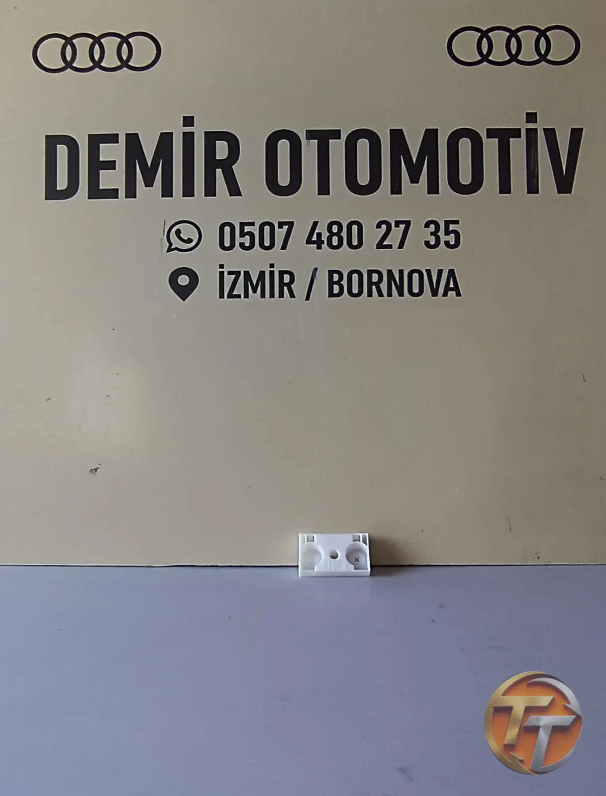 NİSSAN X-TRAİL 2007-2014 SAĞ ÖN TAMPON BRAKETİ ORJ 62222-JG000