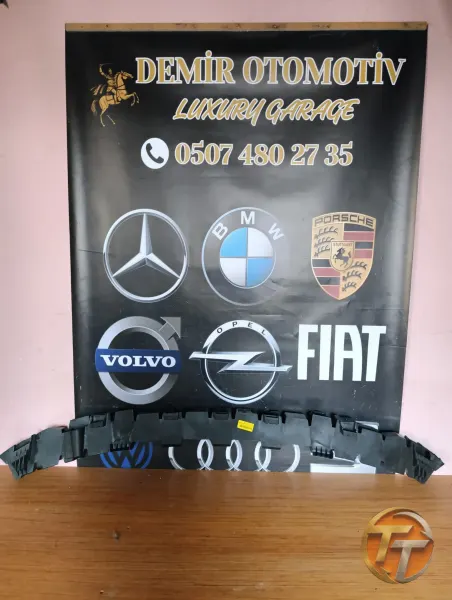 RENAULT FLUENCE ÖN TAMPON ORTA DESTEK BRAKETİ SIFIR ORJİNAL 620907263R