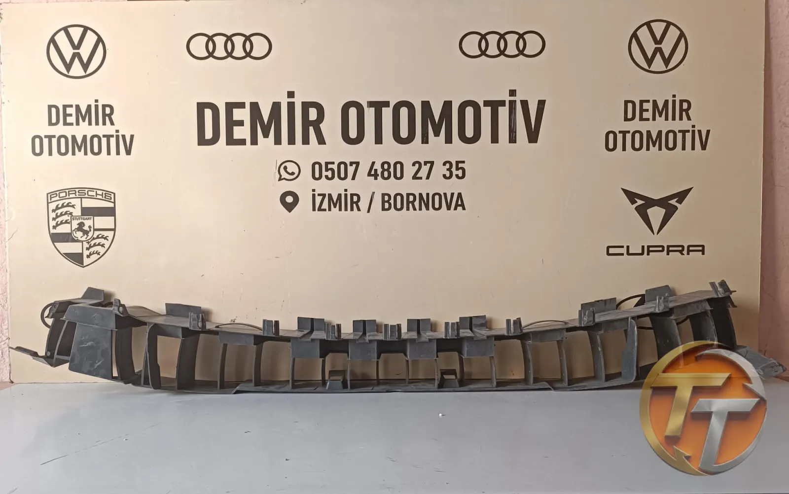 RENAULT KANGOO 3 ÖN TAMPON DARBE EMİCİ BRAKET ORJİNAL 620933598R