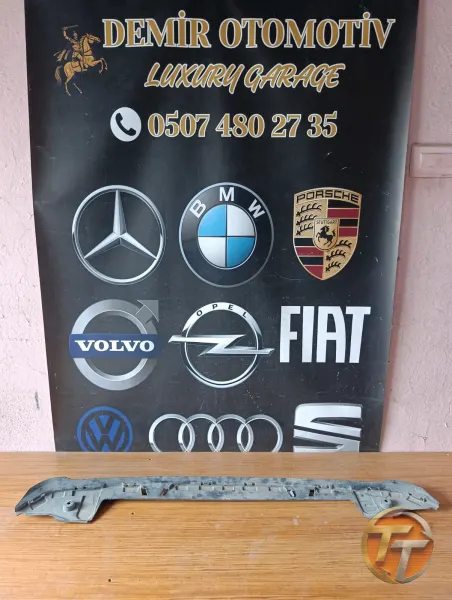 SEAT LEON 2013-2016 ÖN TAMPON ALT SPOYLER BRAKETİ