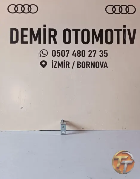 SKODA OCTAVİA 2013-2017 ÖN SOL ALT KAPI MENTEŞESİ 8K0831401B