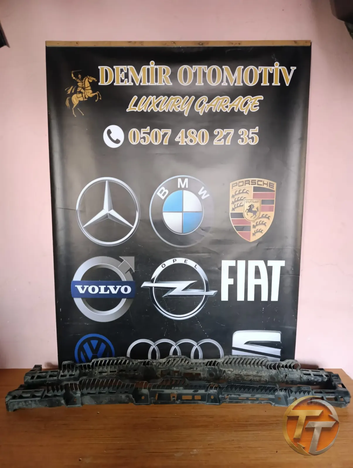 VOLKSWAGEN GOLF 7 ARKA TAMPON ORTA BRAKET SIFIR ORJİNAL 5G6807863