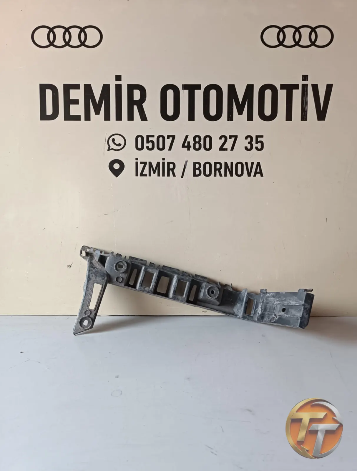 VOLKSWAGEN TRANSPORTER T7 SAĞ ARKA TAMPON BRAKETİ ORJ 7E0807394B