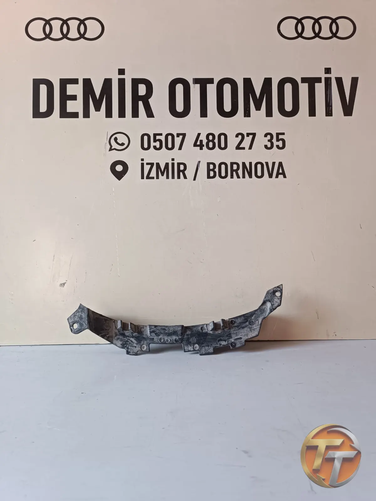 VW PASSAT B8 SOL ARKA ÇAMURLUK DAVLUMBAZI BRAKETİ ORJ 3G0805945B