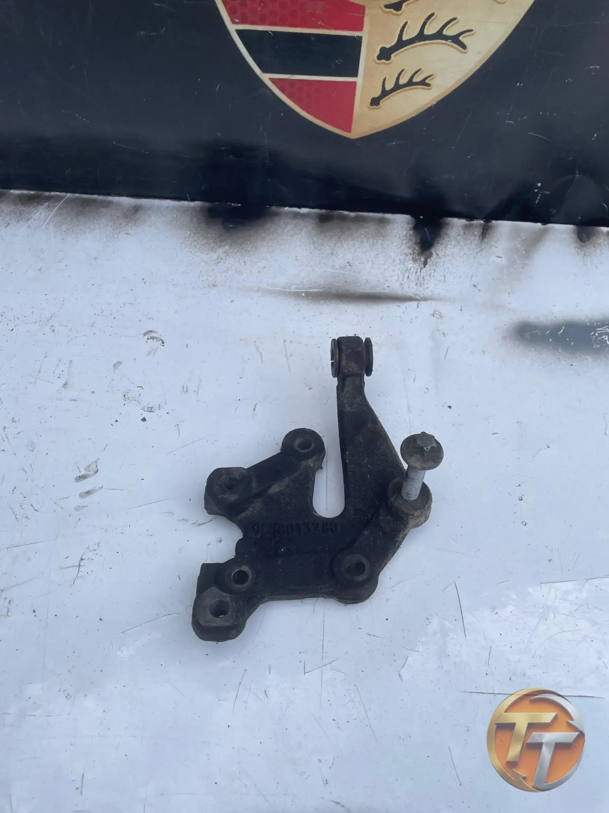PEUGEOT BOXER MOTOR KULAĞI 9818013280