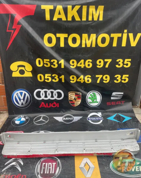 MERCEDES SPRİNTER ARKA TAMPON AYAK BASAMAK PANELİ