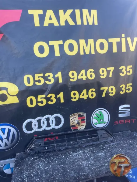 VOLVO XC40 ÖN TAMPON  ALT IZGARA 22-24