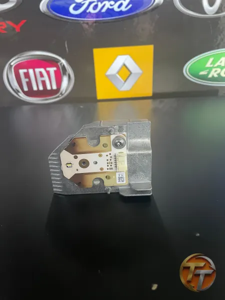 RENAULT CLİO 4 LED FAR BEYNİ