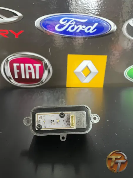 SKODA SUPERB FAR LED BEYNİ