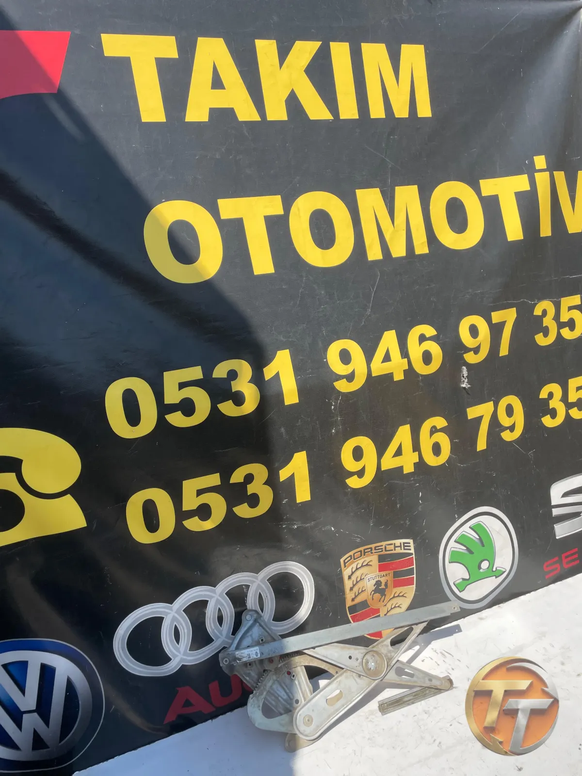 RENAULT Megane 3 FLUENCE Sağ Ön Cam Krikosu 807200013R