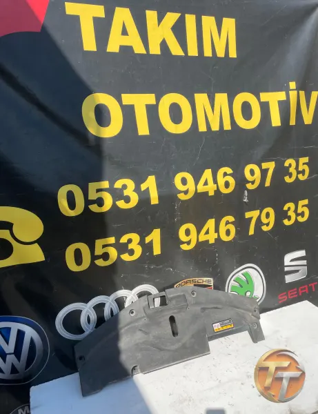 TOYOTA COROLLA RADYATÖR ÜST KORUYUCU  5328902240