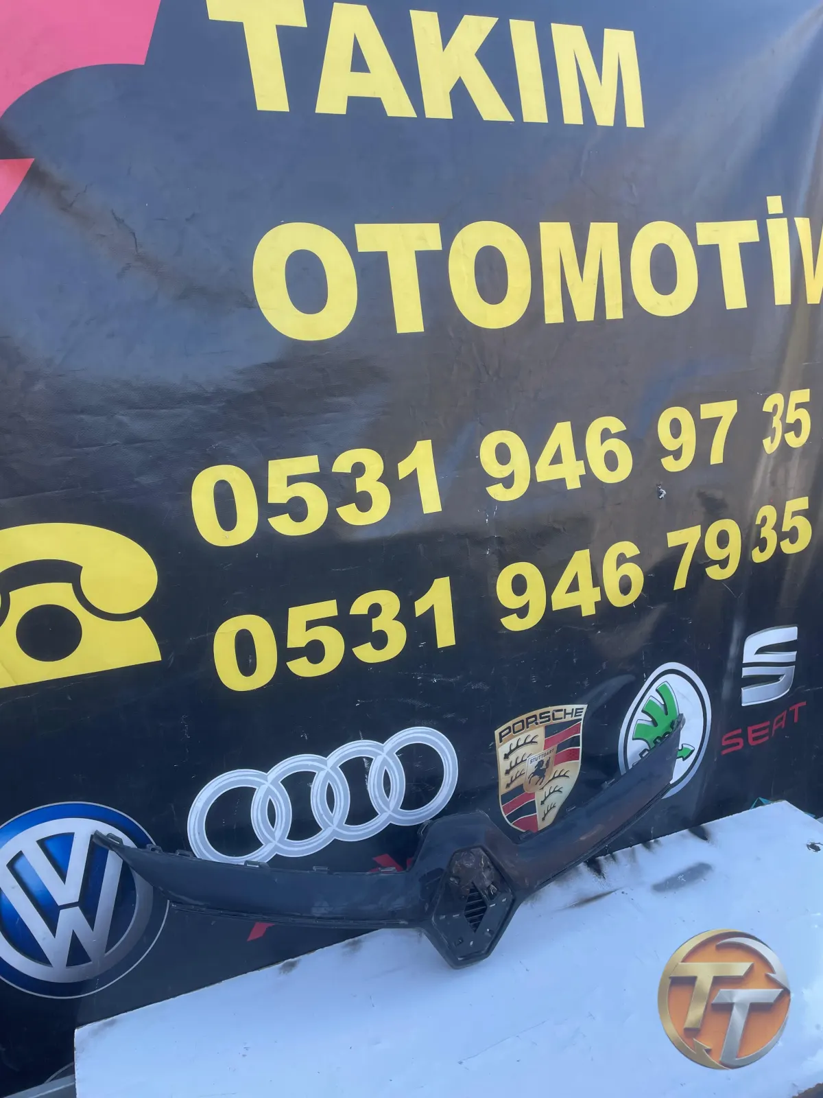 RENAULT CLİO 5 ÖN PANJUR ÜST KAPLAMA