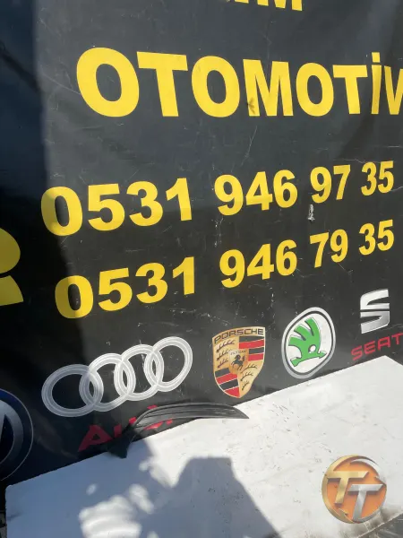 RENAULT CLİO 4 FAR KAŞI SAĞ 260446897R