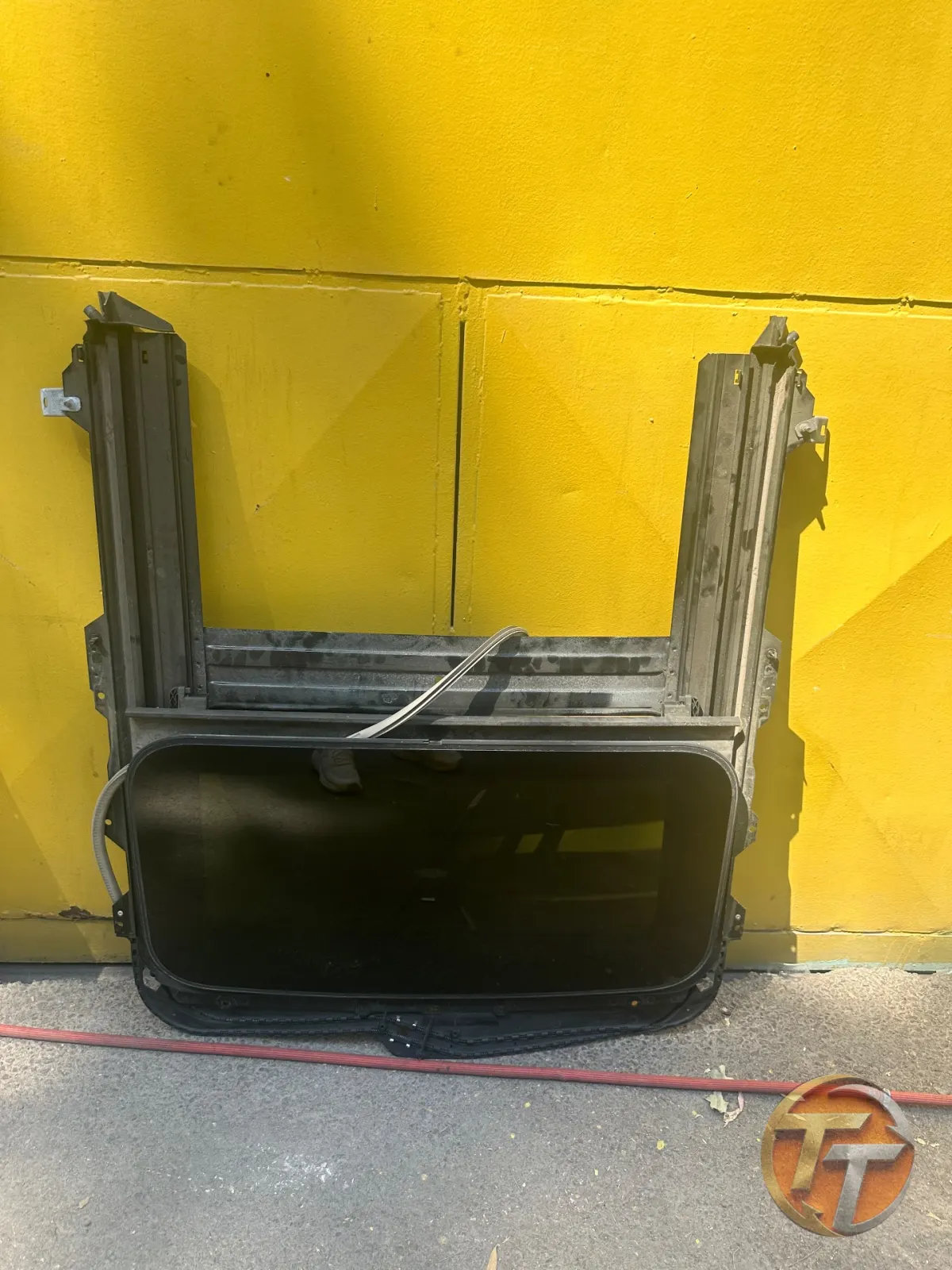 FORD C MAX SANRUF KOMPLE MAKANİZMASI CAM 