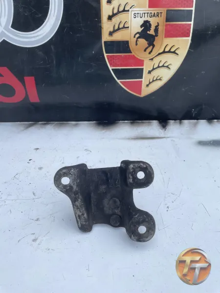PEUGEOT BOXER MOTOR KULAĞI 1379605080