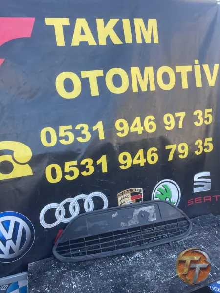 FORD FOCUS ÖN TAMPON ORTA IZGARA 08-11