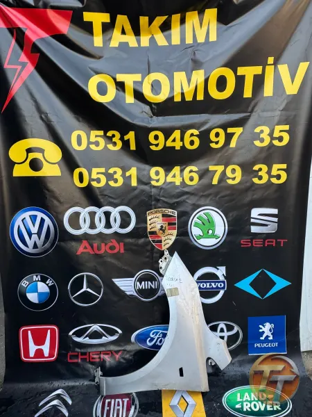 OPEL CORSA E SOL ÖN ÇAMURLUK 2