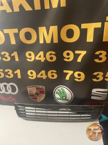 VOLKSWAGEN CADDY ÖN TAMPON ORTA IZGARA 10-14  1T0853677C