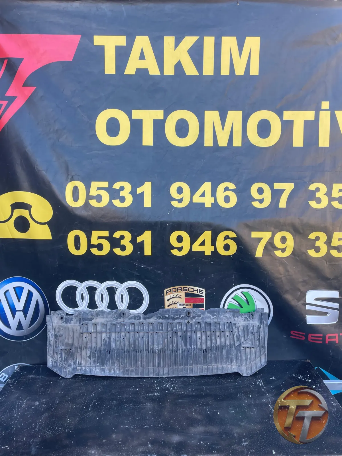 AUDİ A4 ÖN TAMPON ALT SPOİLER 8K0807611