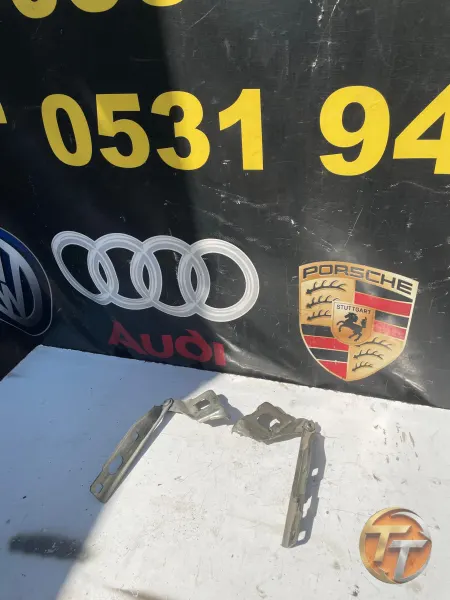AUDİ A4 KAPUT MENTEŞESİ SAĞ SOL 09-12 8K0823302D 8K0823301D