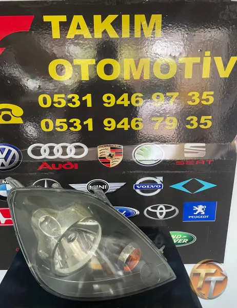 FORD FİESTA SAĞ FAR 6S6113W029 2006-2009