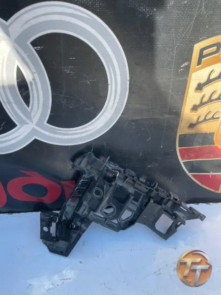 OPEL ASTRA K ARKA TAMPON BRAKETİ SAĞ 39020433