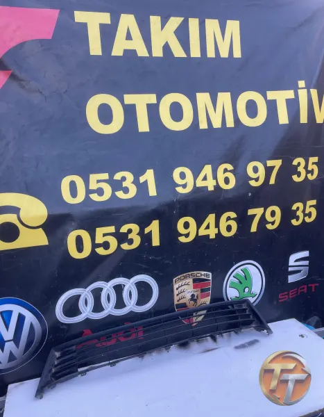 TOYOTA COROLLA ÖN TAMPON IZGARASI