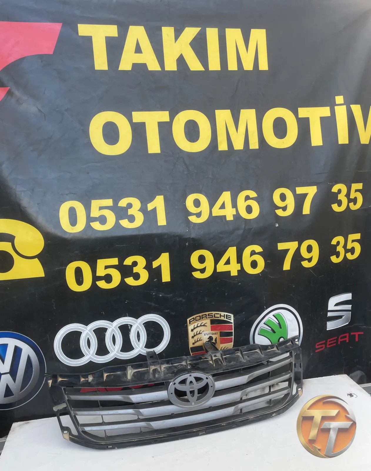 TOYOTA HİLUX ÖN PANJUR