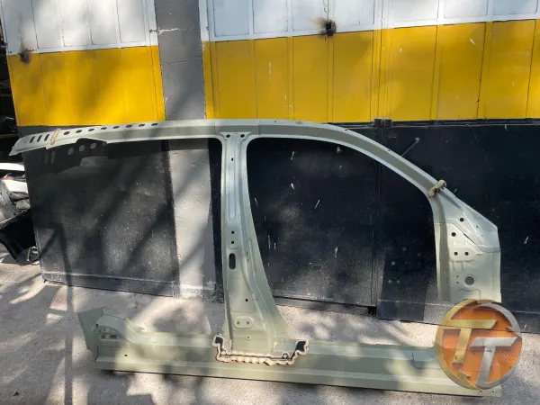 MERCEDES EQB FRANGART