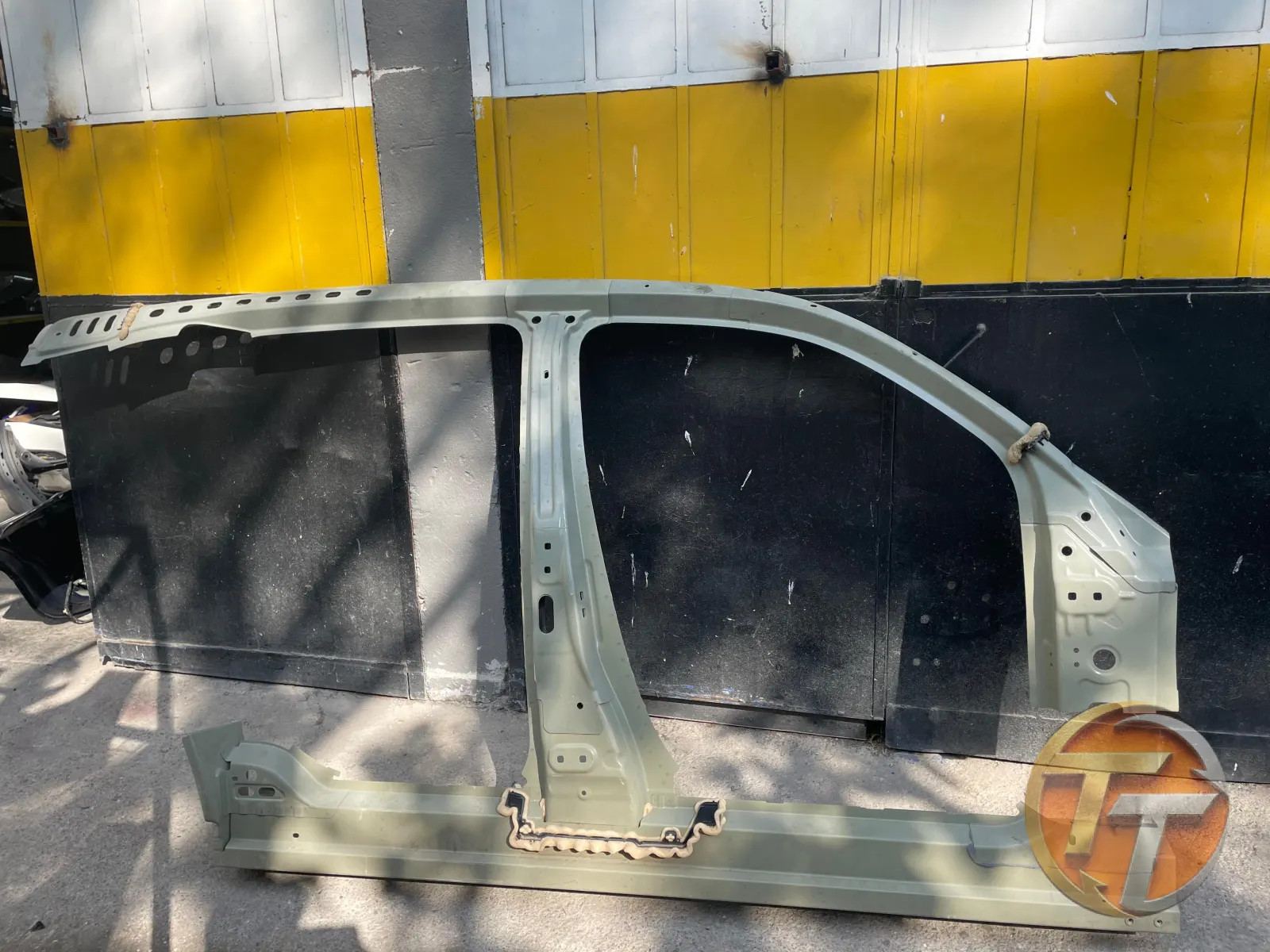MERCEDES EQB FRANGART