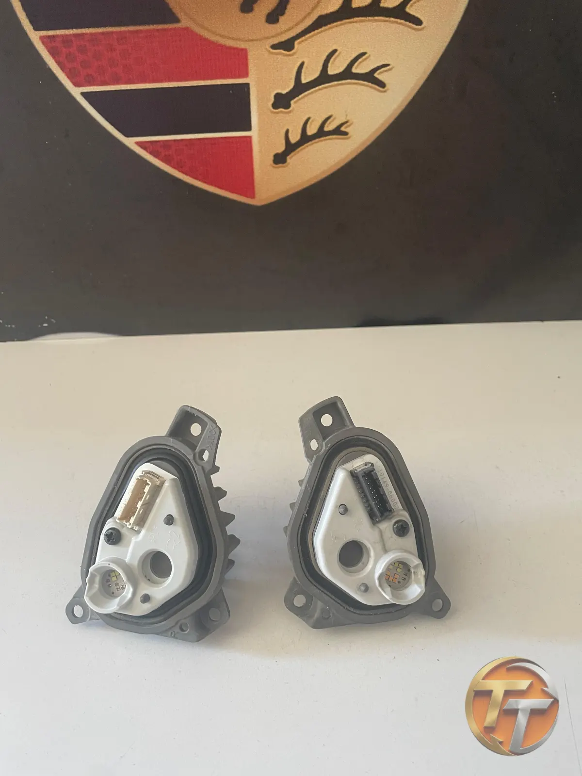 MERCEDES ACTROS MP4  FAR LED BEYNİ SAĞ SOL 10049-6B007 10149-6B007