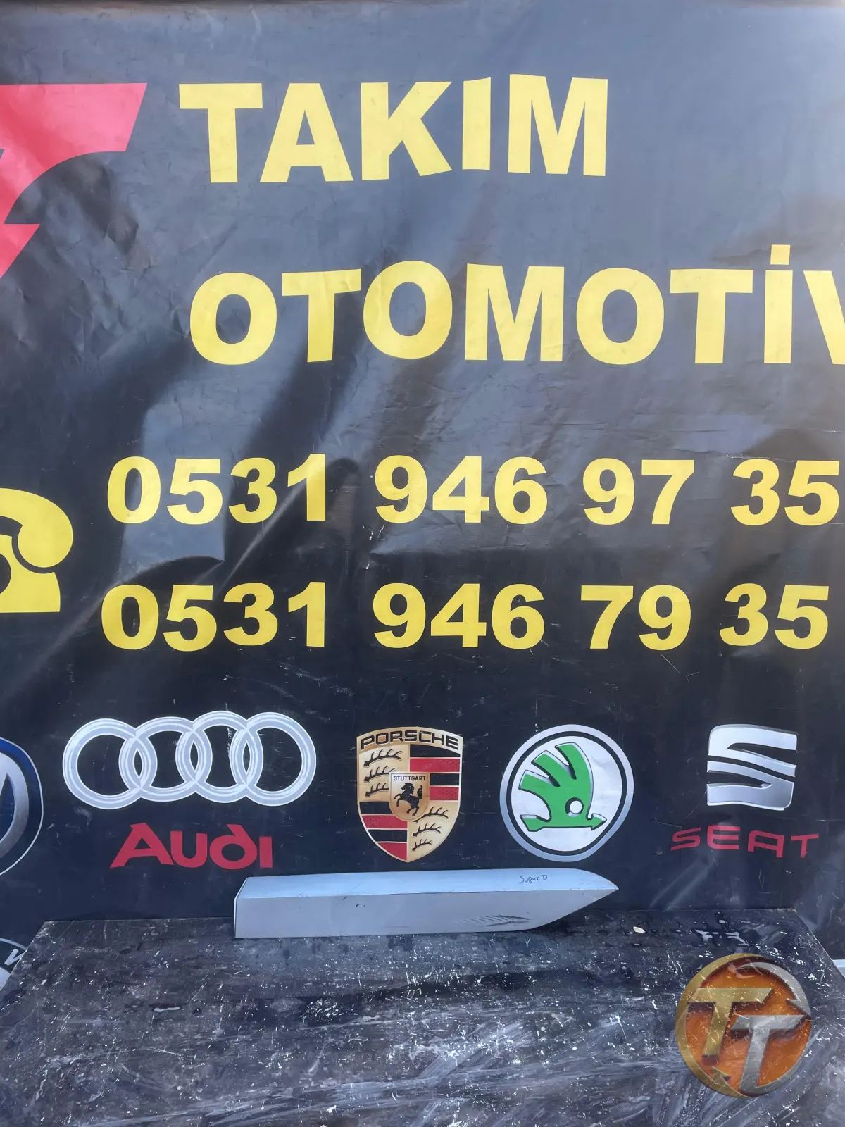 SKODA SUPERB SAĞ ARKA KAPI BANDI