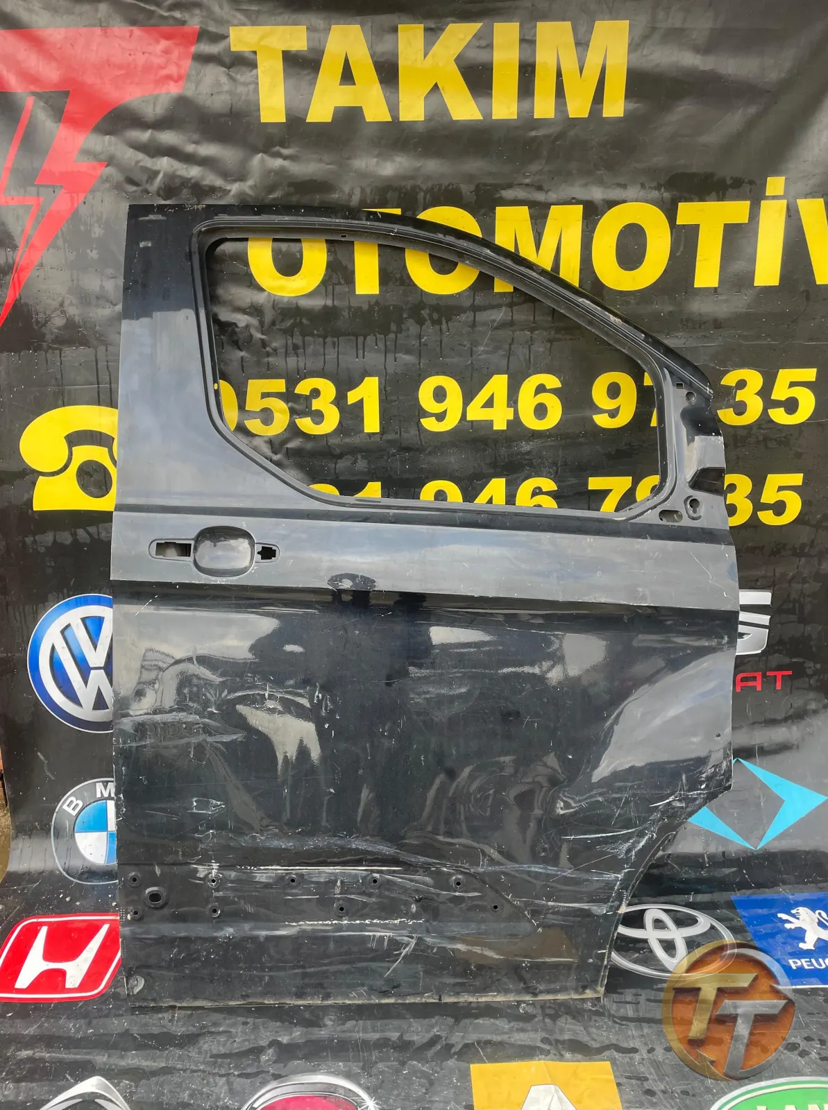 FORD CUSTOM SAĞ ÖN KAPI